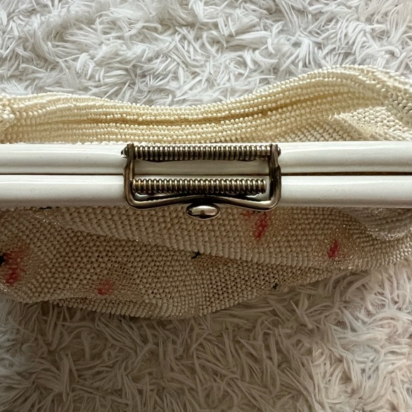VINTAGE BEADED FLORAL BAG - Picture 4 of 4